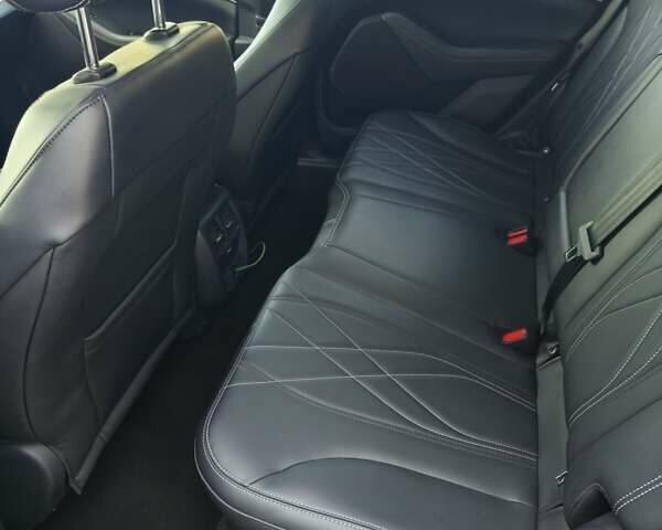 Красный Форд Mustang Mach-E, объемом двигателя 0 л и пробегом 59 тыс. км за 27000 $, фото 29 на Automoto.ua