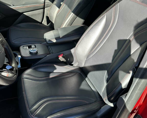 Червоний Форд Mustang Mach-E, об'ємом двигуна 0 л та пробігом 45 тис. км за 25000 $, фото 10 на Automoto.ua