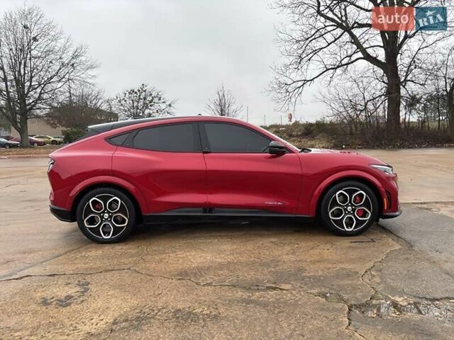 Красный Форд Mustang Mach-E, объемом двигателя 0 л и пробегом 21 тыс. км за 16500 $, фото 6 на Automoto.ua