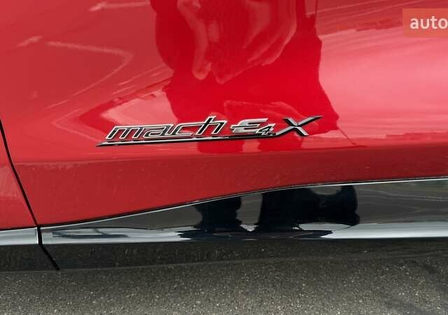Красный Форд Mustang Mach-E, объемом двигателя 0 л и пробегом 1 тыс. км за 31500 $, фото 4 на Automoto.ua