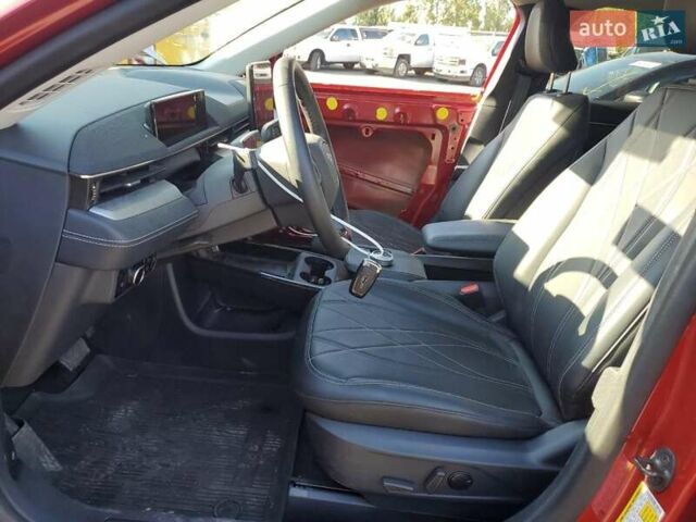 Красный Форд Mustang Mach-E, объемом двигателя 0 л и пробегом 27 тыс. км за 16000 $, фото 16 на Automoto.ua