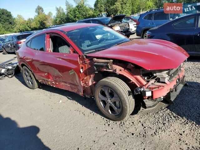 Красный Форд Mustang Mach-E, объемом двигателя 0 л и пробегом 27 тыс. км за 16000 $, фото 19 на Automoto.ua