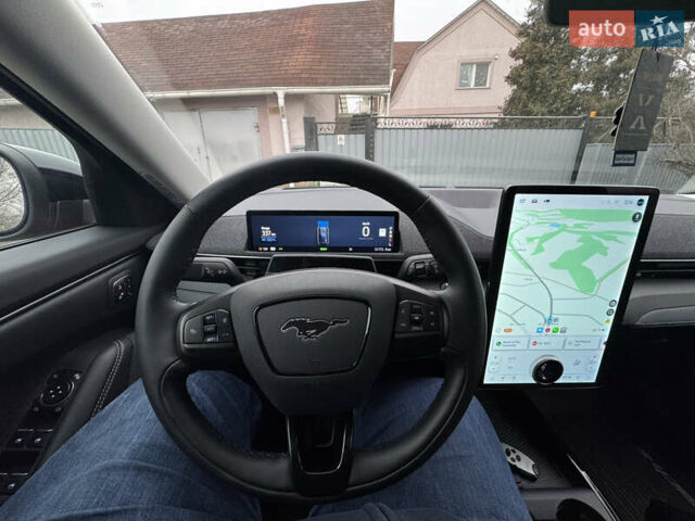 Красный Форд Mustang Mach-E, объемом двигателя 0 л и пробегом 12 тыс. км за 28000 $, фото 11 на Automoto.ua