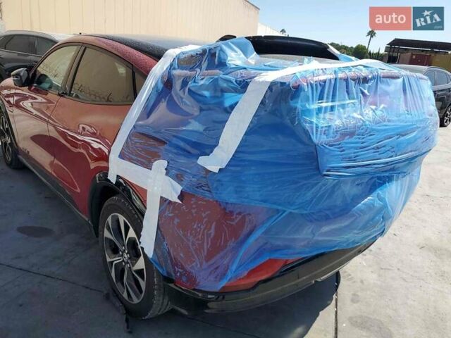 Красный Форд Mustang Mach-E, объемом двигателя 0 л и пробегом 340 тыс. км за 23500 $, фото 22 на Automoto.ua