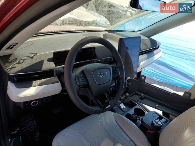 Красный Форд Mustang Mach-E, объемом двигателя 0 л и пробегом 340 тыс. км за 23500 $, фото 20 на Automoto.ua