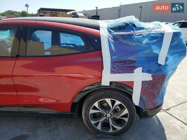 Красный Форд Mustang Mach-E, объемом двигателя 0 л и пробегом 340 тыс. км за 23500 $, фото 16 на Automoto.ua