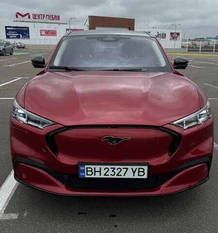 Красный Форд Mustang Mach-E, объемом двигателя 0 л и пробегом 1 тыс. км за 32000 $, фото 1 на Automoto.ua