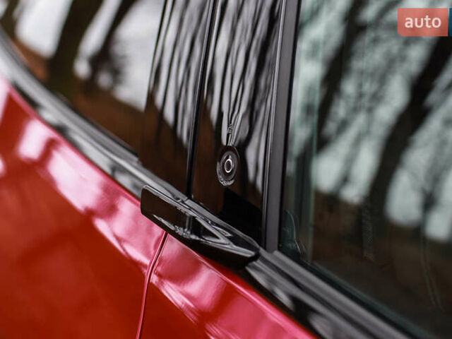 Красный Форд Mustang Mach-E, объемом двигателя 0 л и пробегом 7 тыс. км за 32000 $, фото 8 на Automoto.ua