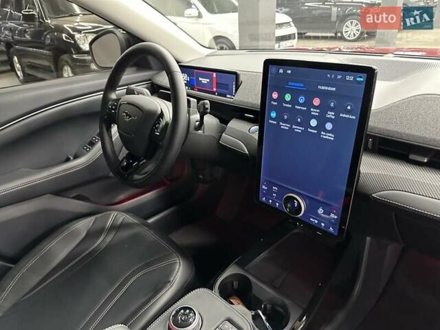 Красный Форд Mustang Mach-E, объемом двигателя 0 л и пробегом 25 тыс. км за 32800 $, фото 44 на Automoto.ua
