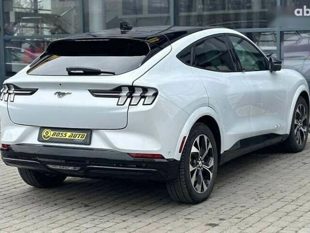 Форд Mustang Mach-E, объемом двигателя 0 л и пробегом 72 тыс. км за 27900 $, фото 5 на Automoto.ua