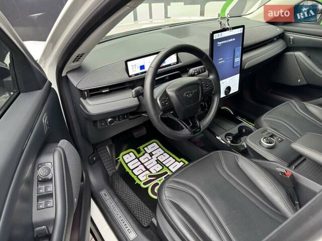 Форд Mustang Mach-E, объемом двигателя 0 л и пробегом 25 тыс. км за 25990 $, фото 13 на Automoto.ua