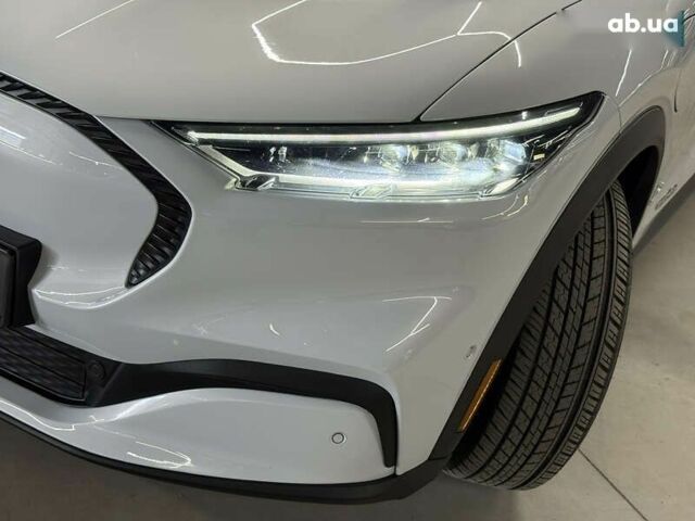 Форд Mustang Mach-E, об'ємом двигуна 0 л та пробігом 228 тис. км за 19900 $, фото 5 на Automoto.ua