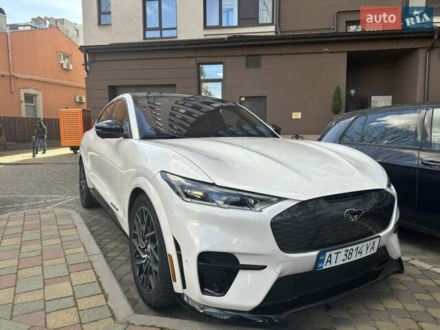 Форд Mustang Mach-E, объемом двигателя 0 л и пробегом 26 тыс. км за 36900 $, фото 5 на Automoto.ua