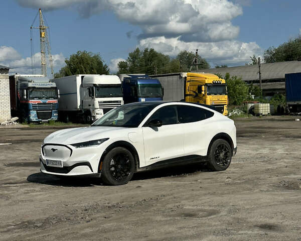 Форд Mustang Mach-E, объемом двигателя 0 л и пробегом 65 тыс. км за 26000 $, фото 1 на Automoto.ua