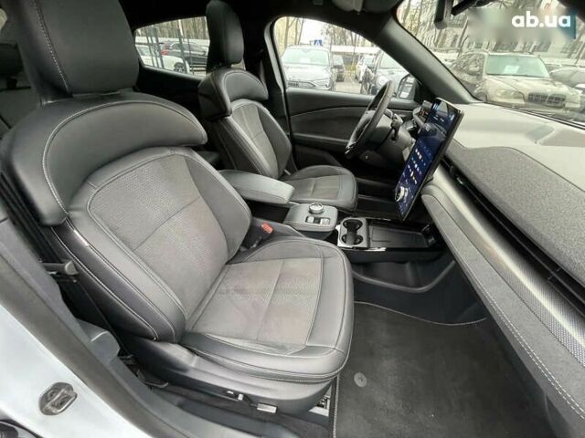 Форд Mustang Mach-E, об'ємом двигуна 0 л та пробігом 4 тис. км за 39900 $, фото 28 на Automoto.ua
