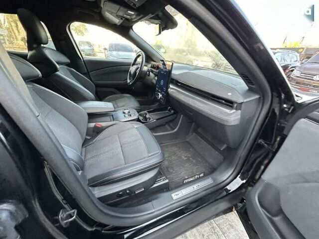 Форд Mustang Mach-E, об'ємом двигуна 0 л та пробігом 15 тис. км за 37000 $, фото 29 на Automoto.ua