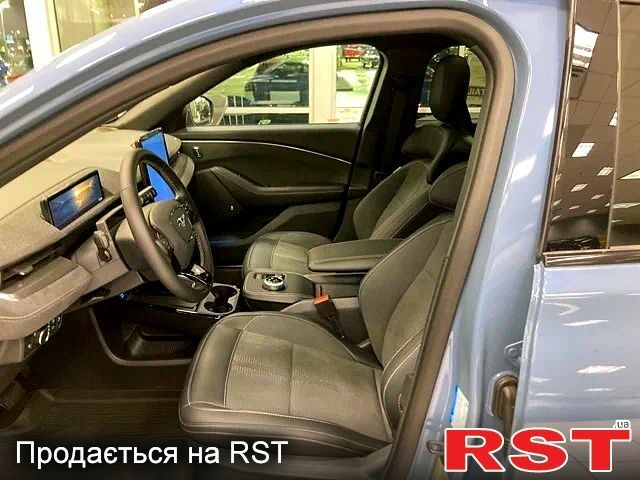 Форд Mustang Mach-E, объемом двигателя 0.36 л и пробегом 25 тыс. км за 25000 $, фото 4 на Automoto.ua