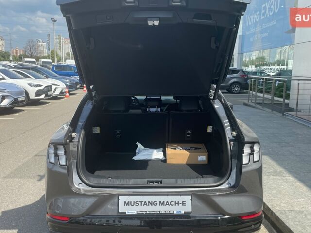 Форд Mustang Mach-E, об'ємом двигуна 0 л та пробігом 0 тис. км за 47134 $, фото 13 на Automoto.ua