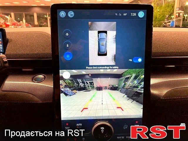 Форд Mustang Mach-E, объемом двигателя 0.36 л и пробегом 25 тыс. км за 25000 $, фото 7 на Automoto.ua