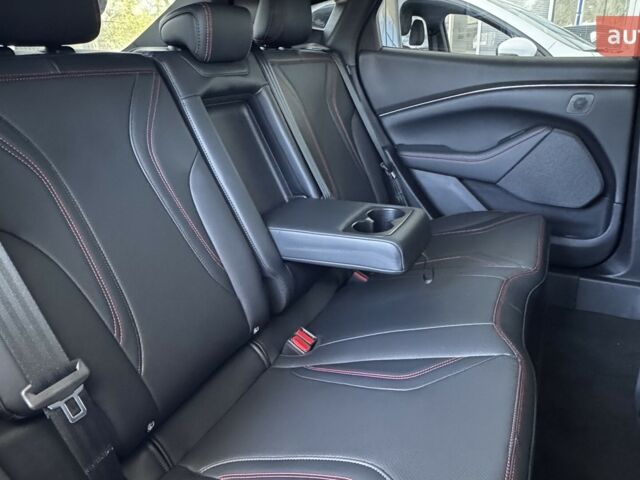 Форд Mustang Mach-E, объемом двигателя 0 л и пробегом 0 тыс. км за 54386 $, фото 21 на Automoto.ua