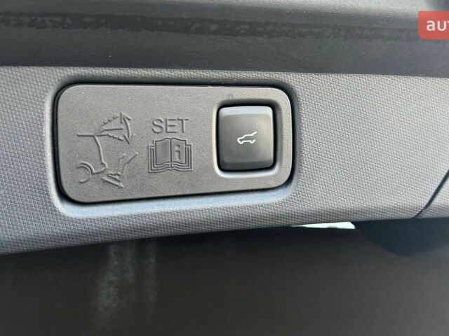 Форд Mustang Mach-E, об'ємом двигуна 0 л та пробігом 0 тис. км за 55249 $, фото 41 на Automoto.ua