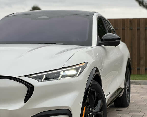 Форд Mustang Mach-E, объемом двигателя 0 л и пробегом 19 тыс. км за 29000 $, фото 2 на Automoto.ua