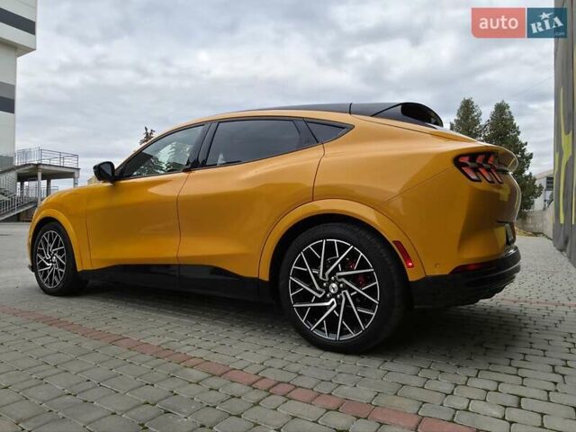 Жовтий Форд Mustang Mach-E, об'ємом двигуна 0 л та пробігом 46 тис. км за 35000 $, фото 6 на Automoto.ua