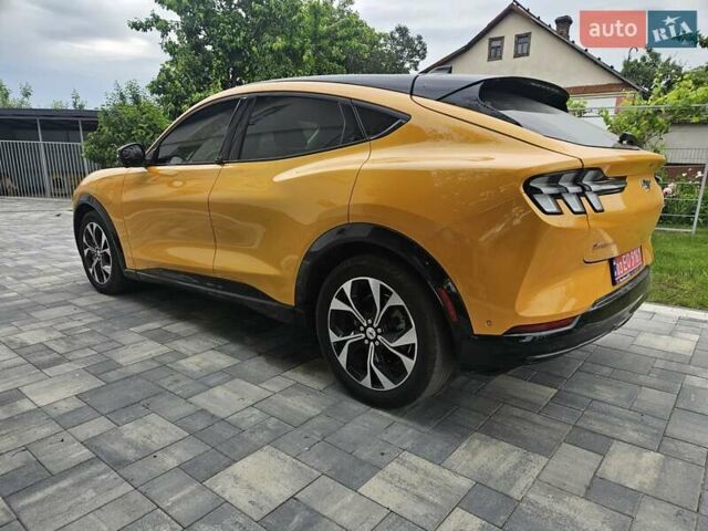 Жовтий Форд Mustang Mach-E, об'ємом двигуна 0 л та пробігом 33 тис. км за 27500 $, фото 7 на Automoto.ua