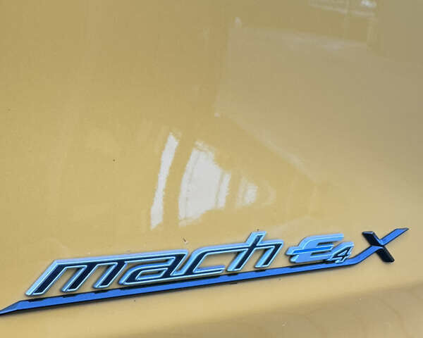 Жовтий Форд Mustang Mach-E, об'ємом двигуна 0 л та пробігом 27 тис. км за 33500 $, фото 10 на Automoto.ua