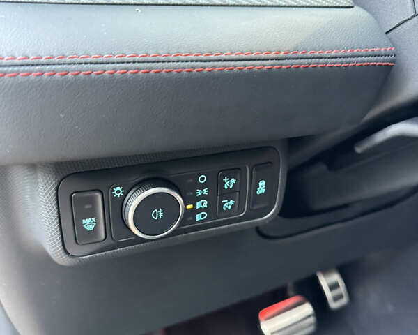 Жовтий Форд Mustang Mach-E, об'ємом двигуна 0 л та пробігом 27 тис. км за 33500 $, фото 28 на Automoto.ua