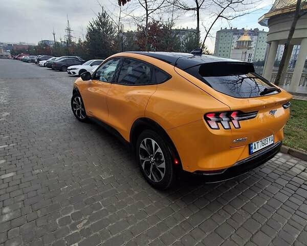 Жовтий Форд Mustang Mach-E, об'ємом двигуна 0 л та пробігом 9 тис. км за 27500 $, фото 6 на Automoto.ua