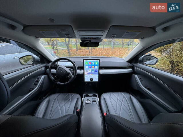 Серый Форд Mustang Mach-E, объемом двигателя 0 л и пробегом 46 тыс. км за 22500 $, фото 41 на Automoto.ua