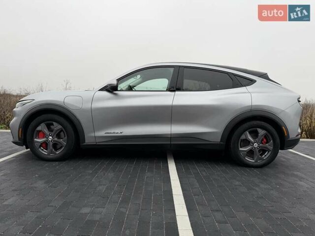 Сірий Форд Mustang Mach-E, об'ємом двигуна 0 л та пробігом 181 тис. км за 22600 $, фото 4 на Automoto.ua