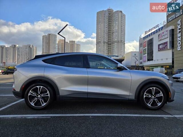 Сірий Форд Mustang Mach-E, об'ємом двигуна 0 л та пробігом 43 тис. км за 25000 $, фото 20 на Automoto.ua