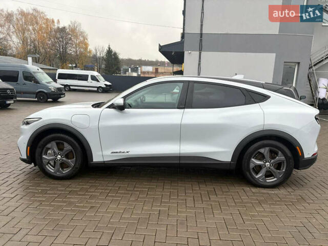 Серый Форд Mustang Mach-E, объемом двигателя 0 л и пробегом 110 тыс. км за 22900 $, фото 3 на Automoto.ua