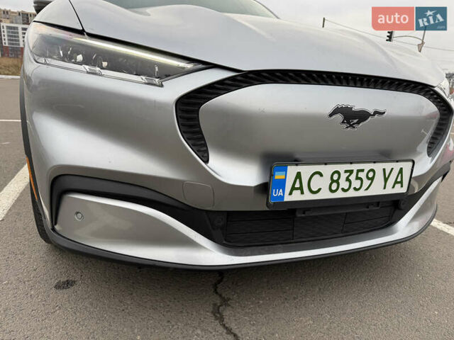 Серый Форд Mustang Mach-E, объемом двигателя 0 л и пробегом 48 тыс. км за 21800 $, фото 11 на Automoto.ua