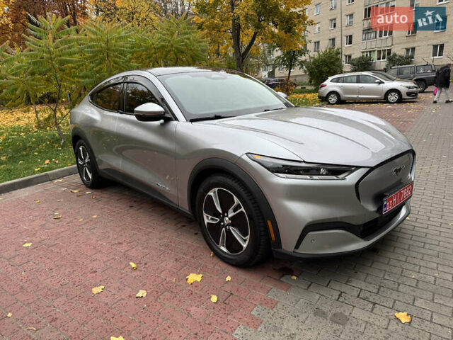 Серый Форд Mustang Mach-E, объемом двигателя 0 л и пробегом 46 тыс. км за 22500 $, фото 11 на Automoto.ua