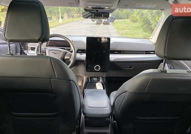 Сірий Форд Mustang Mach-E, об'ємом двигуна 0 л та пробігом 153 тис. км за 31004 $, фото 17 на Automoto.ua