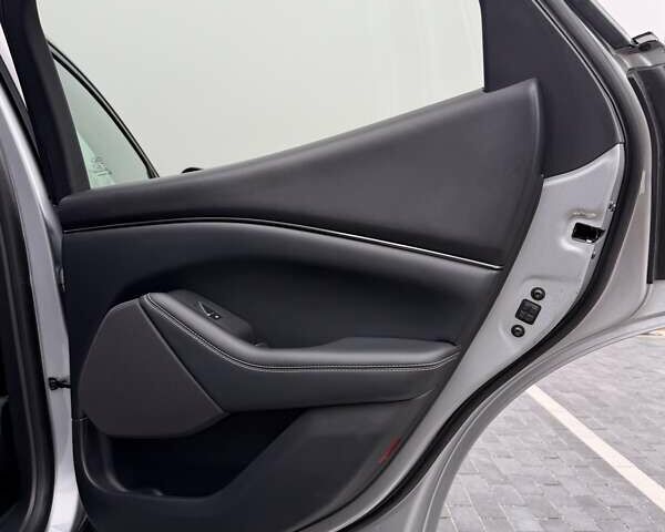 Сірий Форд Mustang Mach-E, об'ємом двигуна 0 л та пробігом 181 тис. км за 22600 $, фото 60 на Automoto.ua