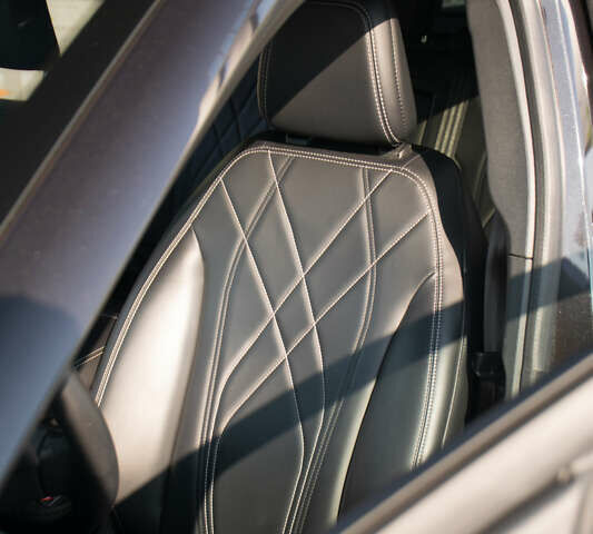 Серый Форд Mustang Mach-E, объемом двигателя 0 л и пробегом 46 тыс. км за 25500 $, фото 31 на Automoto.ua