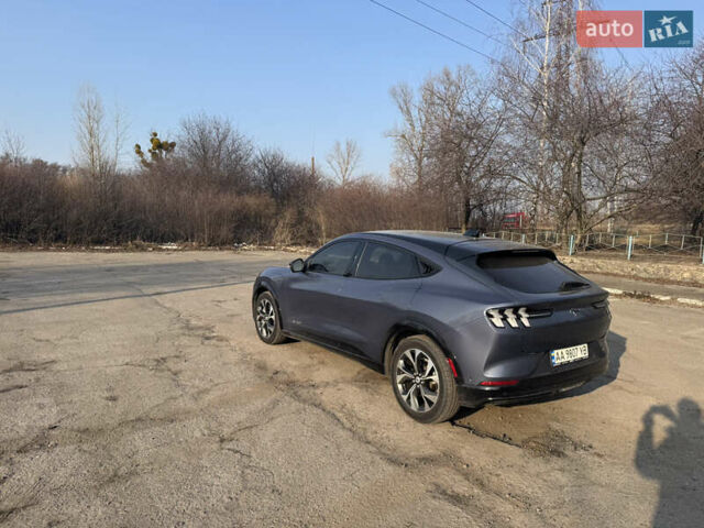 Серый Форд Mustang Mach-E, объемом двигателя 0 л и пробегом 59 тыс. км за 25500 $, фото 46 на Automoto.ua
