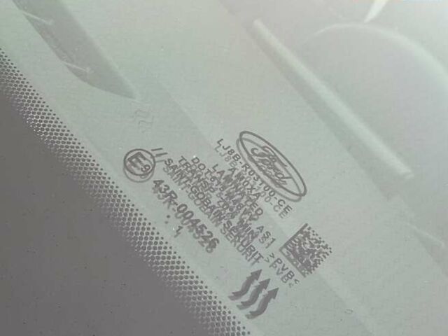 Сірий Форд Mustang Mach-E, об'ємом двигуна 0 л та пробігом 181 тис. км за 22600 $, фото 68 на Automoto.ua