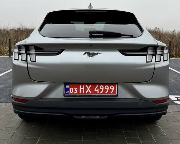 Сірий Форд Mustang Mach-E, об'ємом двигуна 0 л та пробігом 181 тис. км за 22600 $, фото 3 на Automoto.ua