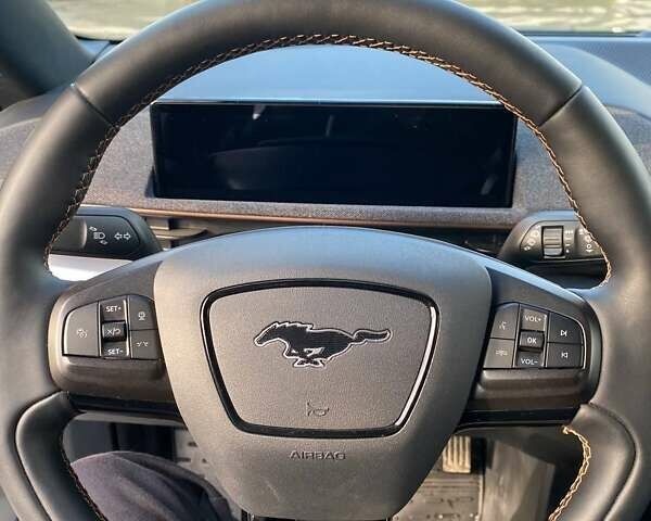 Сірий Форд Mustang Mach-E, об'ємом двигуна 0 л та пробігом 66 тис. км за 27300 $, фото 35 на Automoto.ua