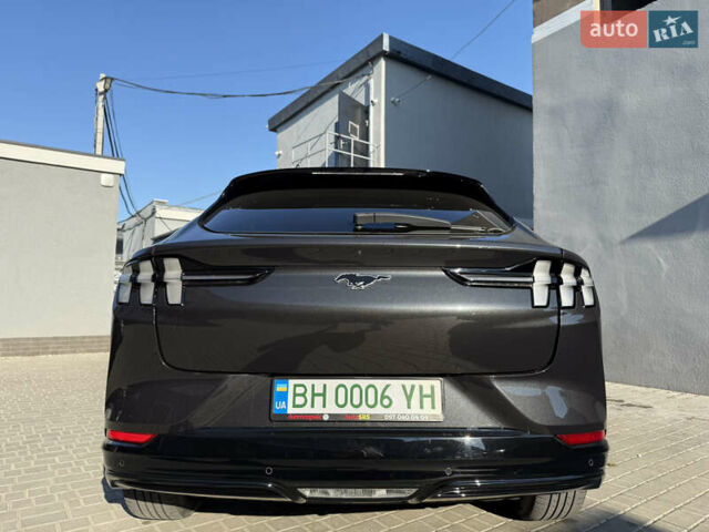 Серый Форд Mustang Mach-E, объемом двигателя 0 л и пробегом 42 тыс. км за 26500 $, фото 8 на Automoto.ua