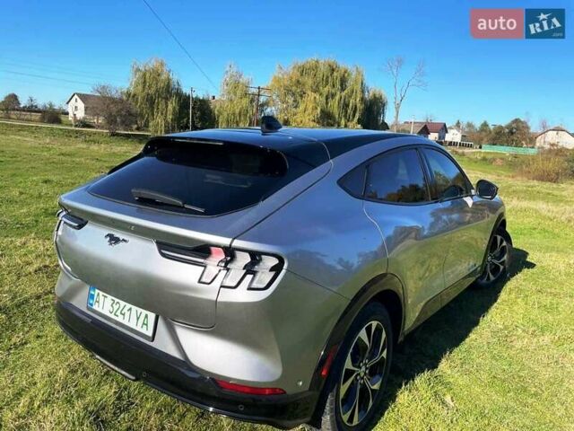 Серый Форд Mustang Mach-E, объемом двигателя 0 л и пробегом 48 тыс. км за 29000 $, фото 7 на Automoto.ua