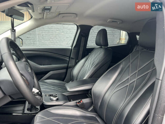 Форд Mustang Mach-E 2021 в Луцке на Automoto.ua Серый Форд Mustang Mach-E, объемом двигателя 0 л и пробегом 36 тыс. км за 22200 $, фото 22 на Automoto.ua