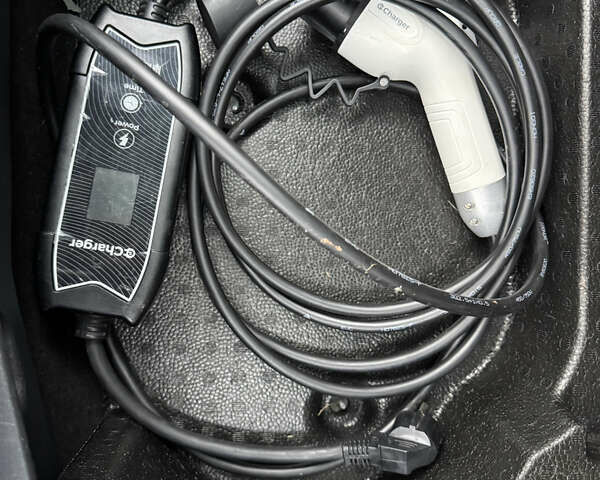 Серый Форд Mustang Mach-E, объемом двигателя 0 л и пробегом 48 тыс. км за 21800 $, фото 35 на Automoto.ua