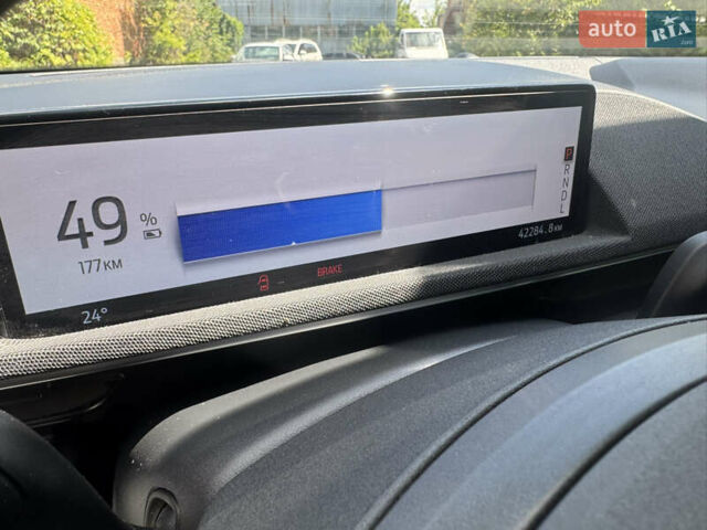 Серый Форд Mustang Mach-E, объемом двигателя 0 л и пробегом 39 тыс. км за 25000 $, фото 6 на Automoto.ua