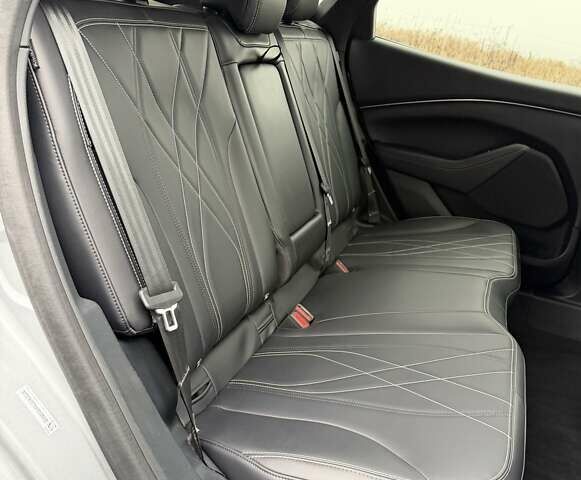 Сірий Форд Mustang Mach-E, об'ємом двигуна 0 л та пробігом 181 тис. км за 22600 $, фото 43 на Automoto.ua